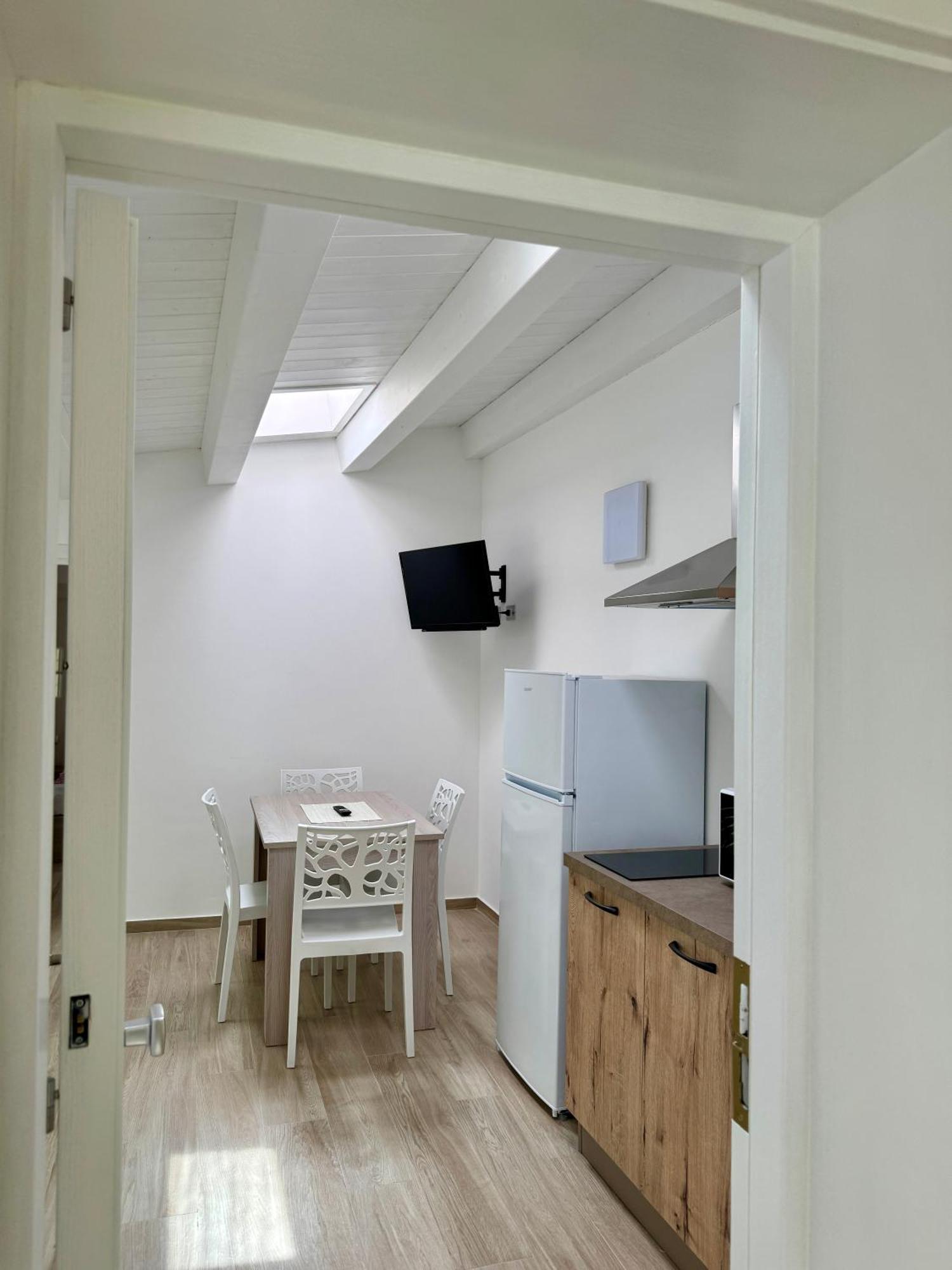 Terrasini Center Apartments Eksteriør bilde