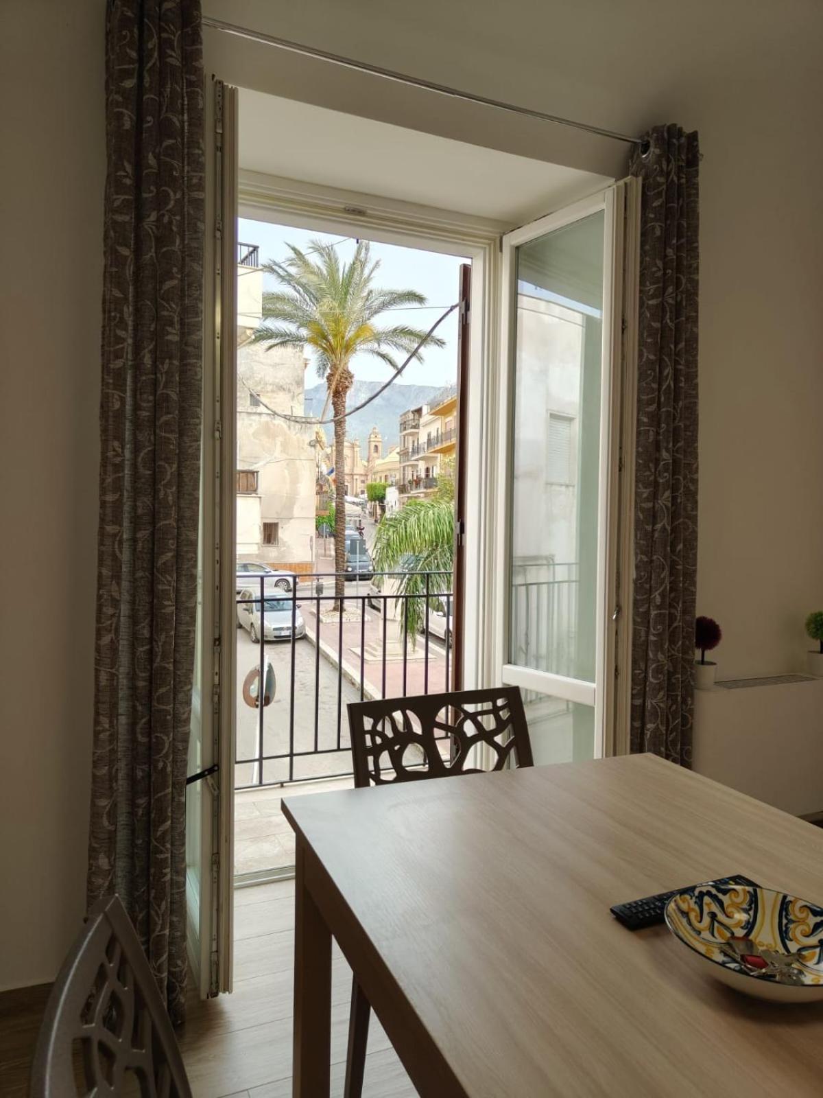 Terrasini Center Apartments Eksteriør bilde